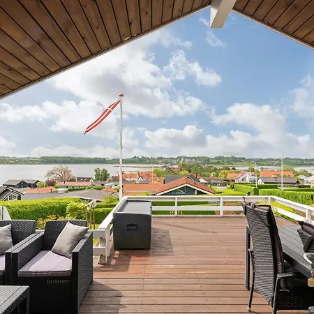 Heimeram - 150m From The Sea By Interhome Hejls