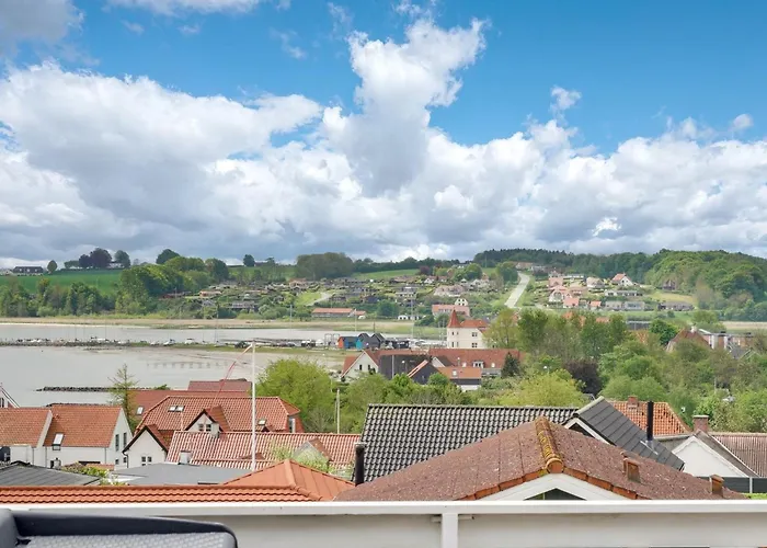 Heimeram - 150m From The Sea By Interhome Hejls